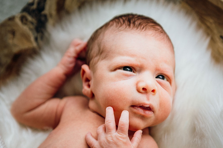 Neugeborenenfotograf Babyfotograf Nurnberg113